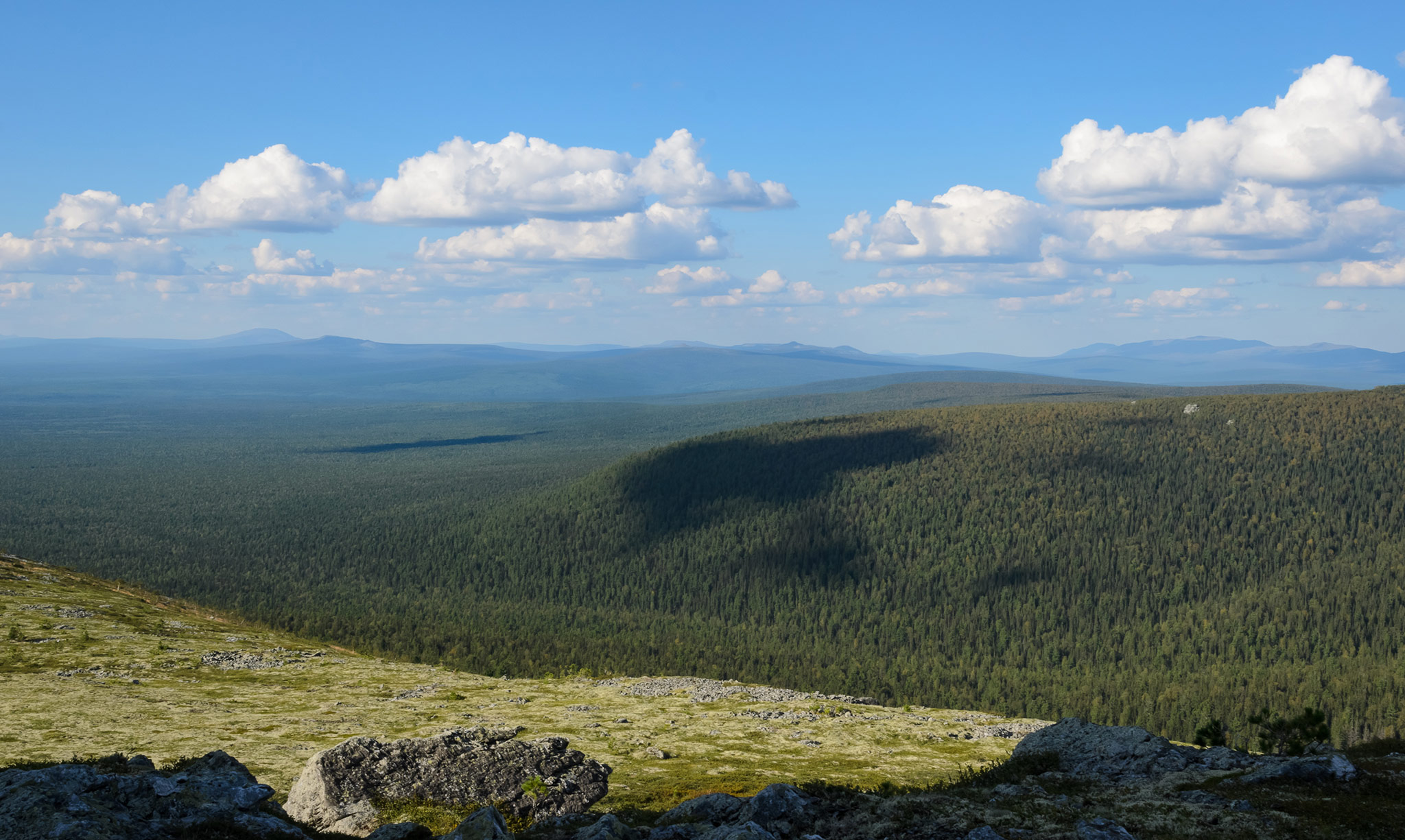 Плато Маньпупунёр, останцы на западе